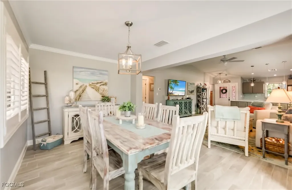 1657 Atlanta Plaza Drive Sanibel FL 33957