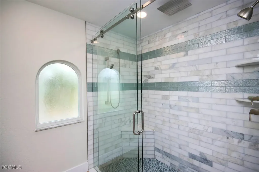 918 Kings Crown Drive Sanibel FL 33957