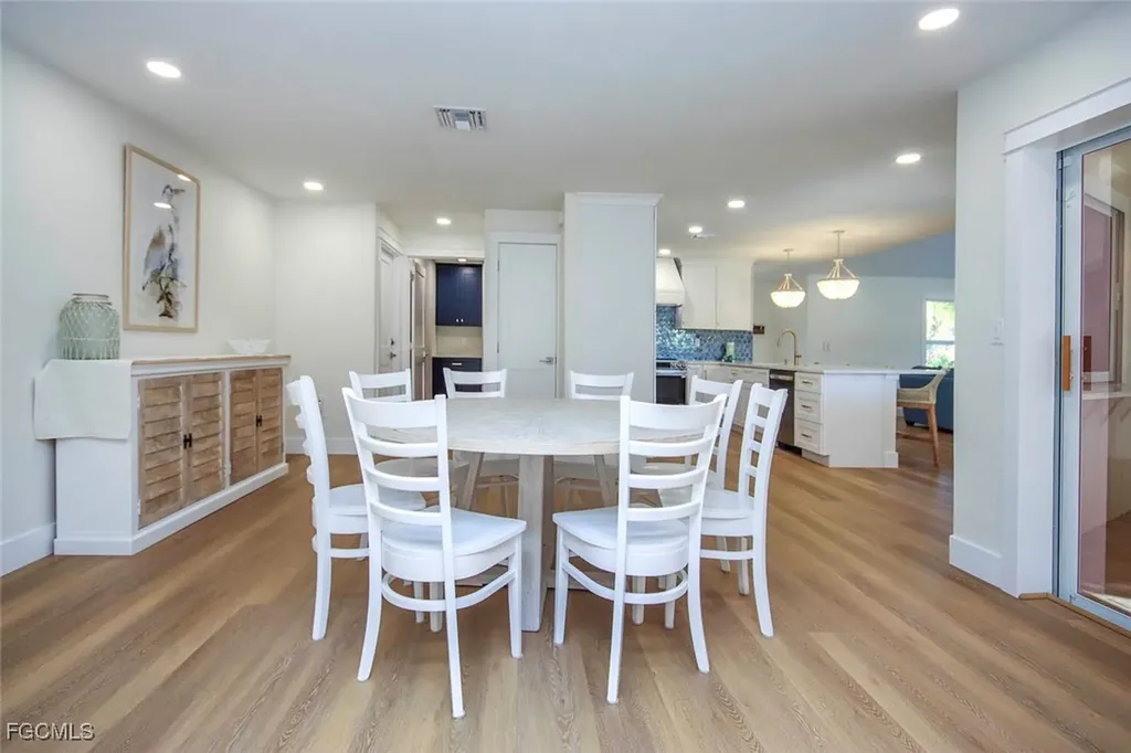 918 Kings Crown Drive Sanibel FL 33957
