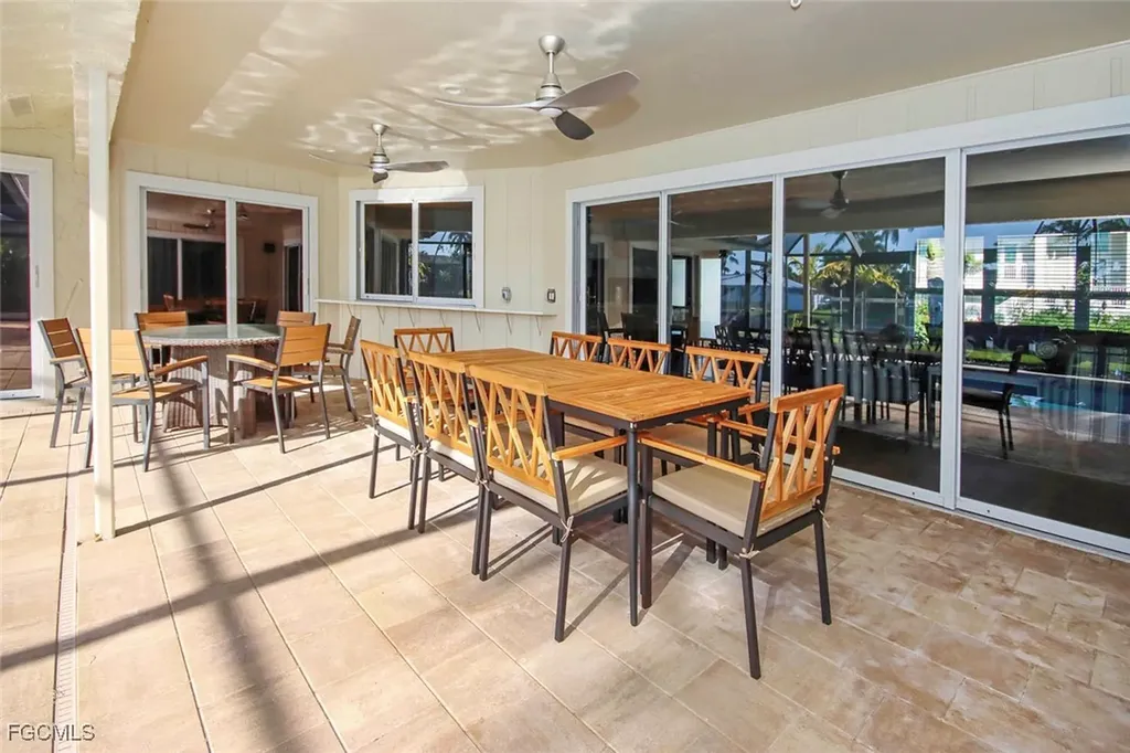 918 Kings Crown Drive Sanibel FL 33957