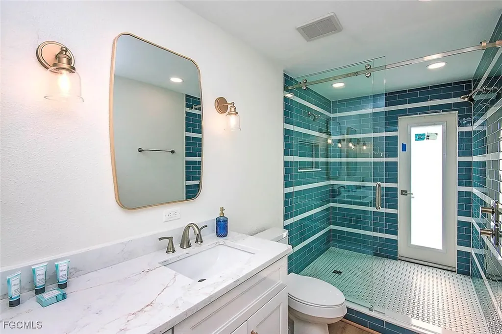 918 Kings Crown Drive Sanibel FL 33957