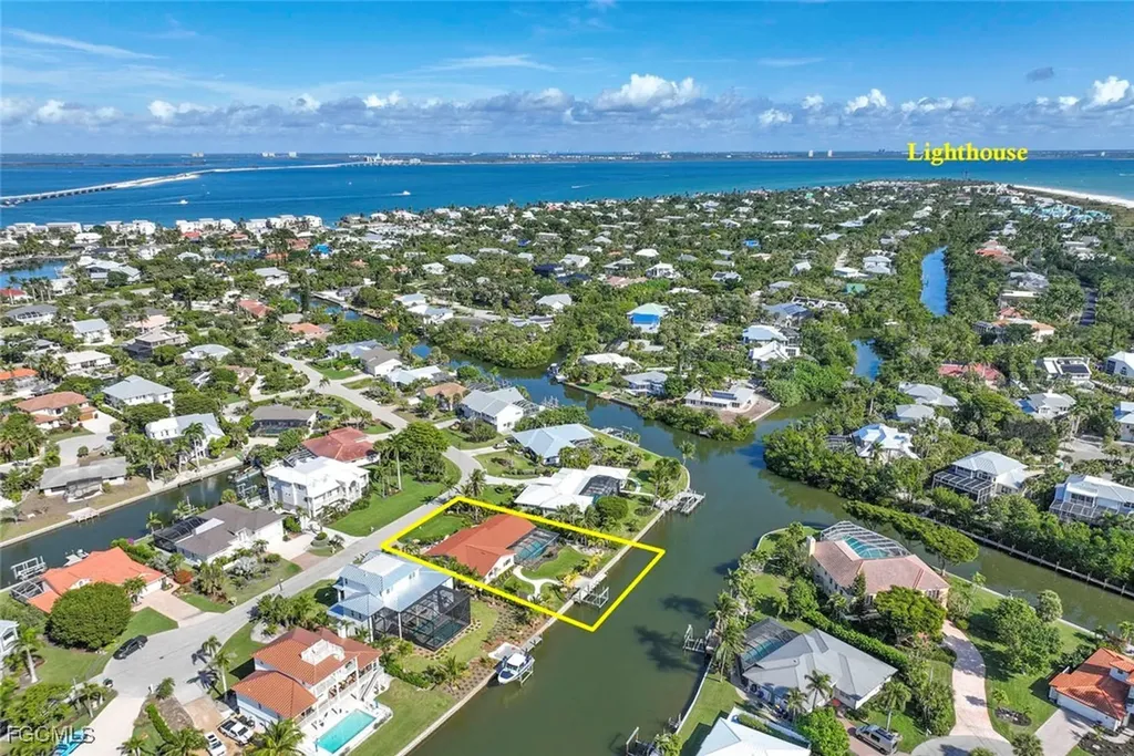918 Kings Crown Drive Sanibel FL 33957
