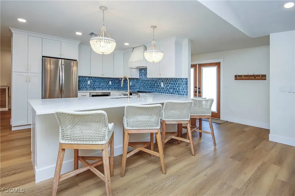 918 Kings Crown Drive Sanibel FL 33957
