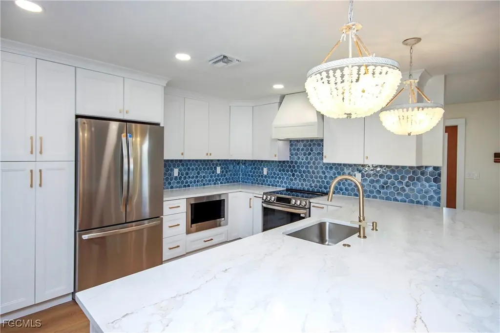 918 Kings Crown Drive Sanibel FL 33957