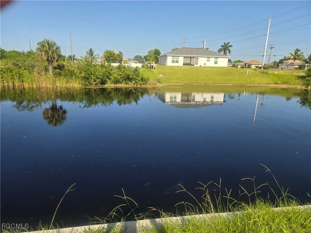 2405 NW 7th Avenue Cape Coral FL 33993