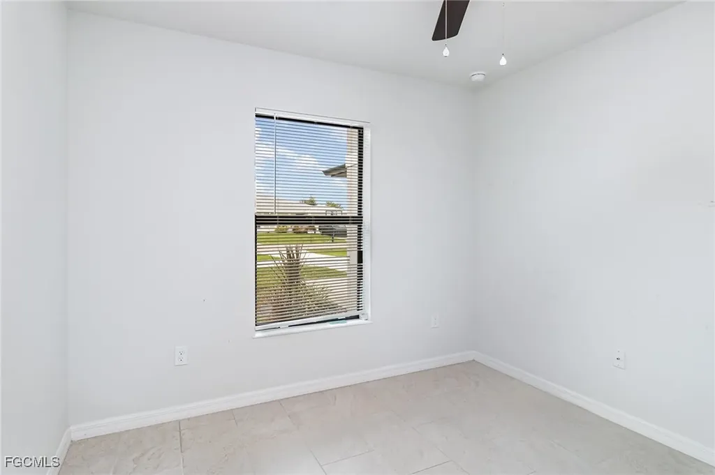 507/509 SW 8th Place Cape Coral FL 33991