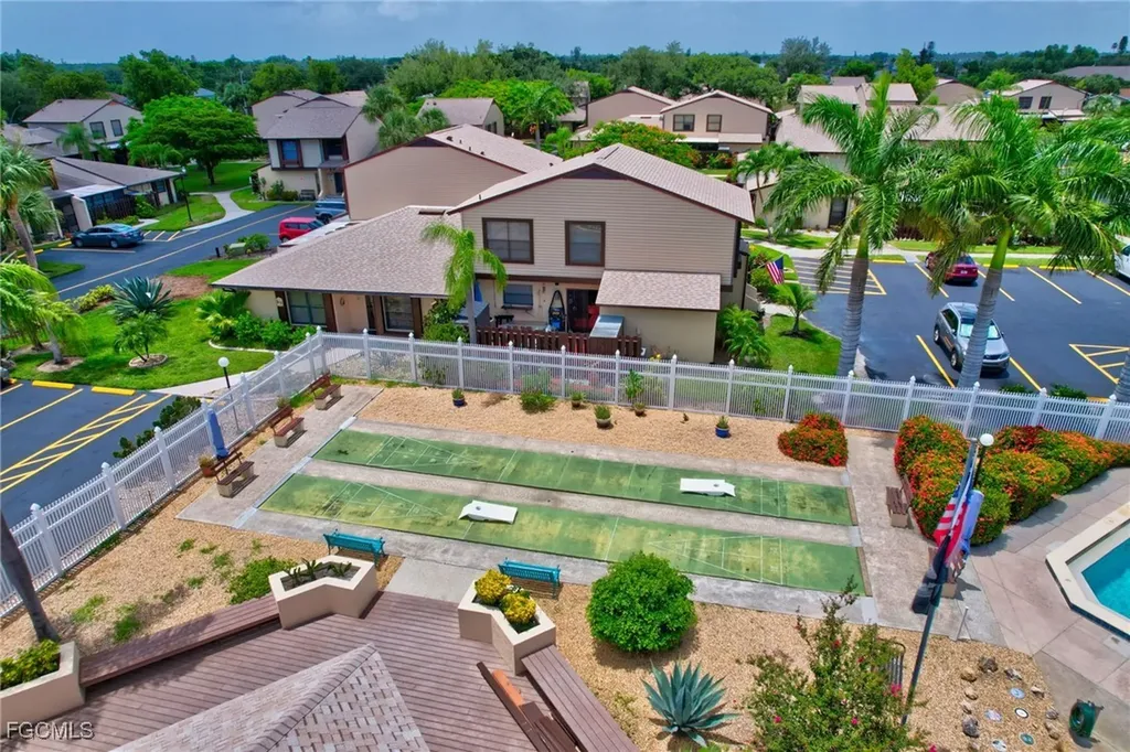 711 SE 12th Avenue Cape Coral FL 33990