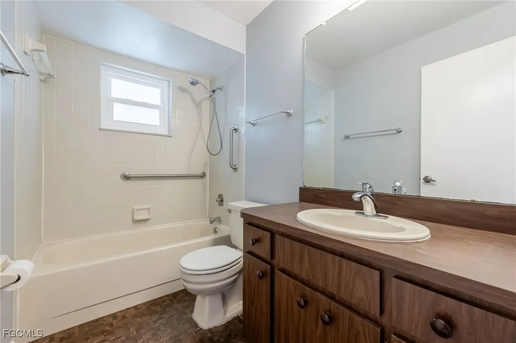 3023 Academy Boulevard Cape Coral FL 33904