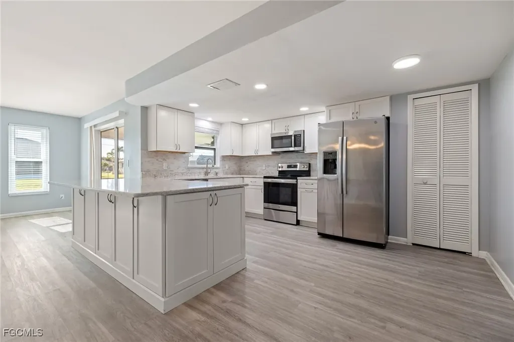 3023 Academy Boulevard Cape Coral FL 33904