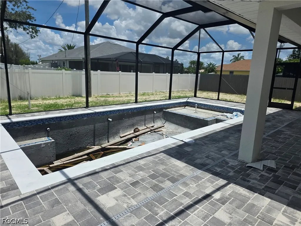 1815 SW 2nd Street Cape Coral FL 33991