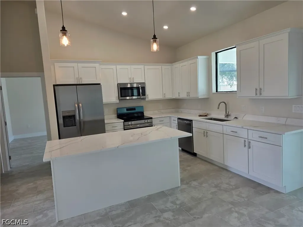 1815 SW 2nd Street Cape Coral FL 33991