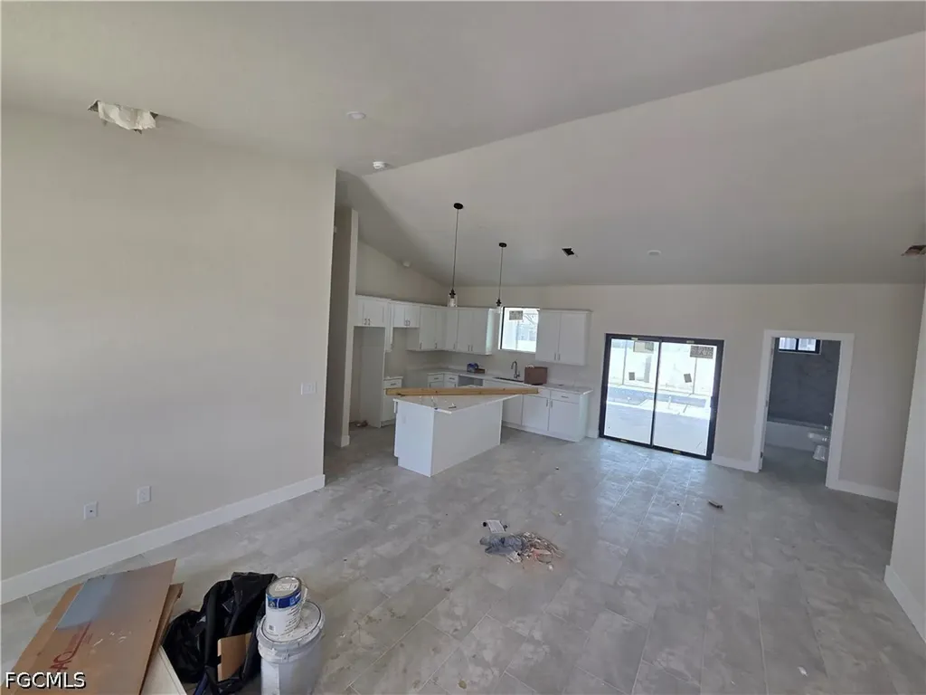 1815 SW 2nd Street Cape Coral FL 33991