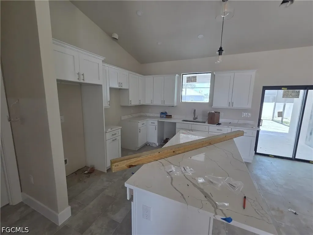 1815 SW 2nd Street Cape Coral FL 33991