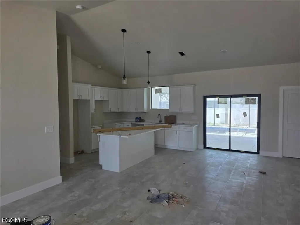 1815 SW 2nd Street Cape Coral FL 33991