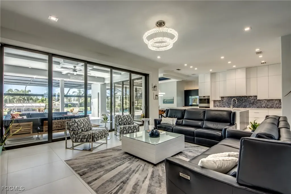 1436 Viking Court Cape Coral FL 33904