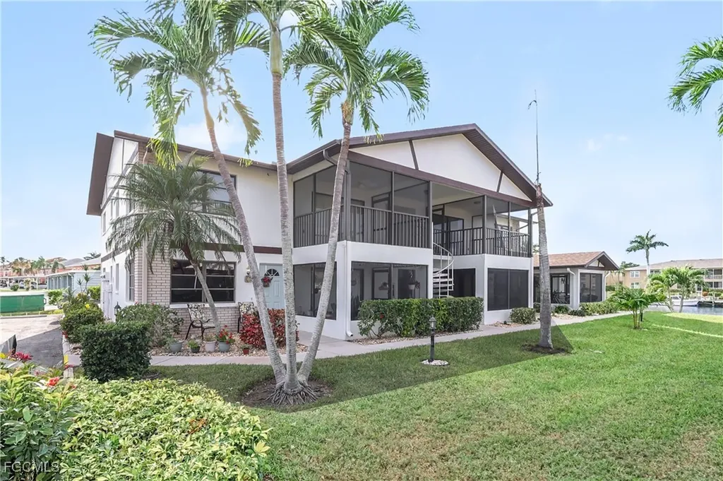 4528 SE 5th Place Cape Coral FL 33904