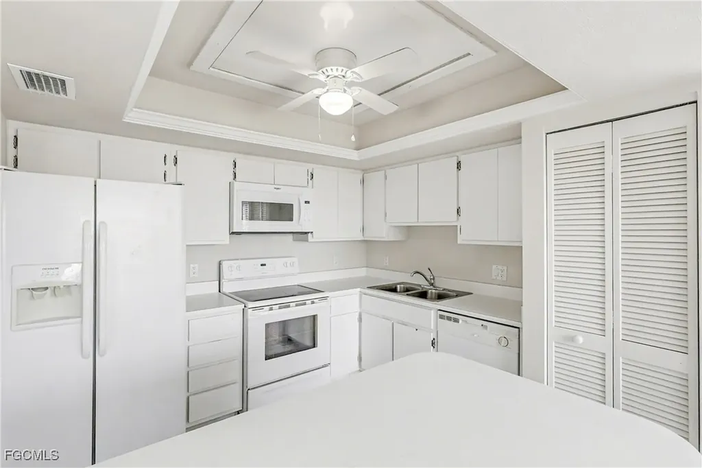 4528 SE 5th Place Cape Coral FL 33904