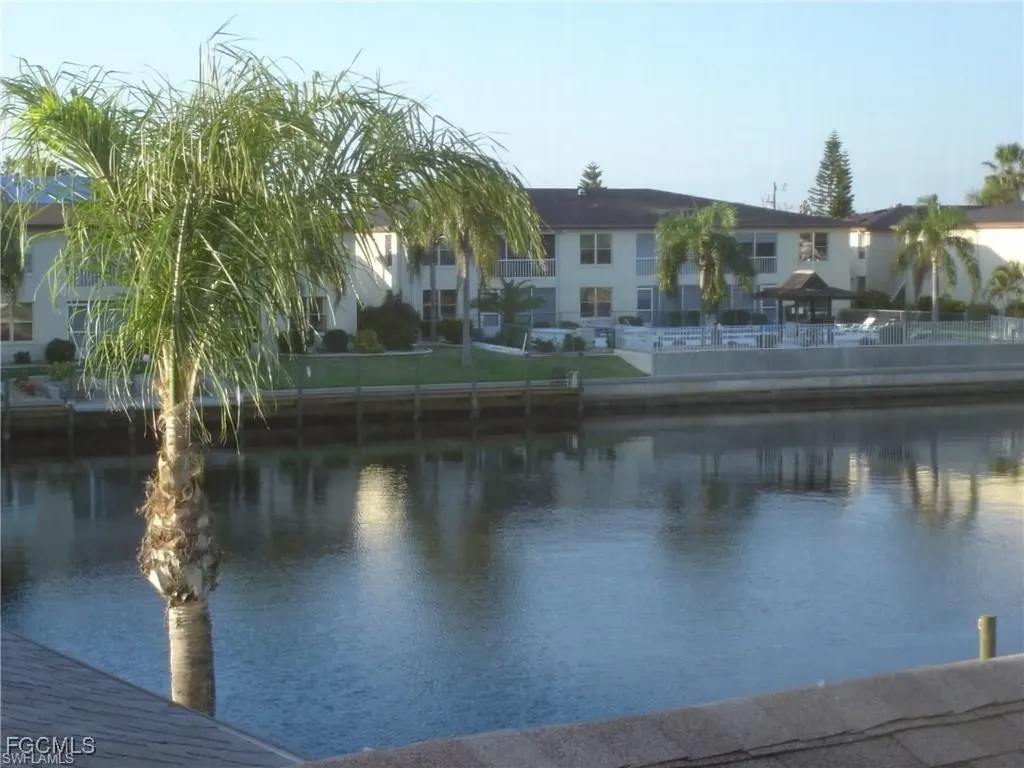 4528 SE 5th Place Cape Coral FL 33904