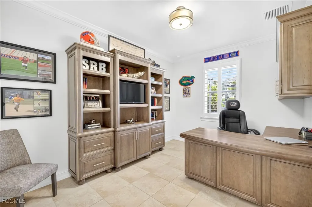 3090 Amadora Circle Cape Coral FL 33909