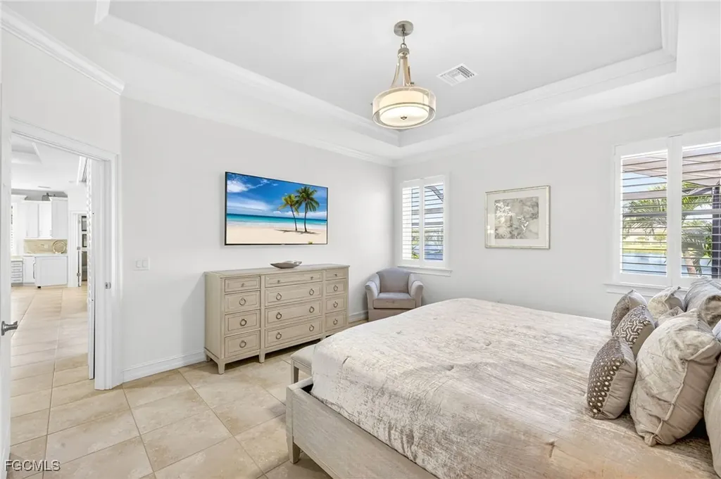 3090 Amadora Circle Cape Coral FL 33909