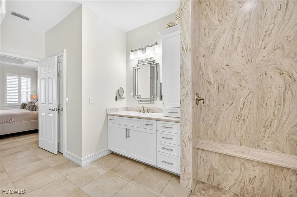 3090 Amadora Circle Cape Coral FL 33909