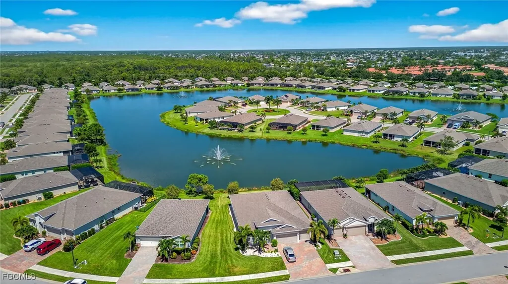 3090 Amadora Circle Cape Coral FL 33909