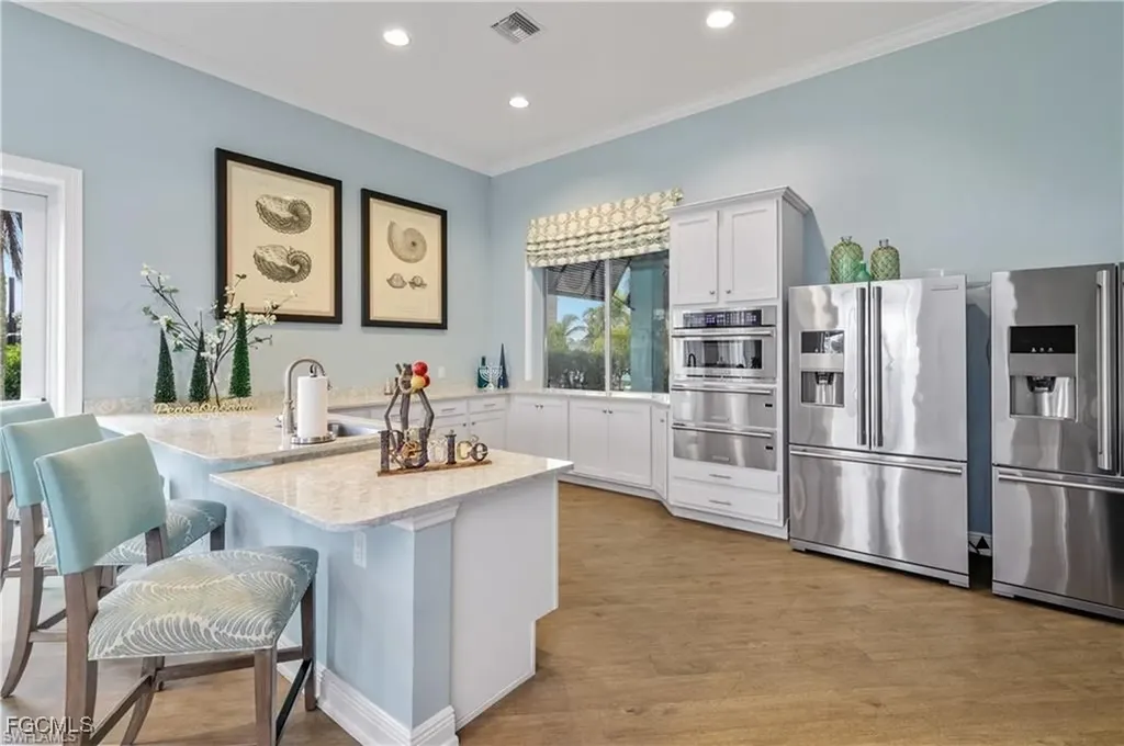 3090 Amadora Circle Cape Coral FL 33909