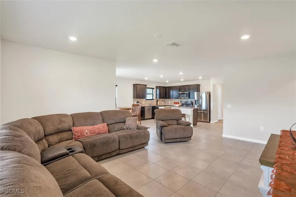 10852 Marlberry Way North Fort Myers FL 33917