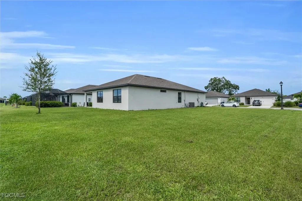10852 Marlberry Way North Fort Myers FL 33917