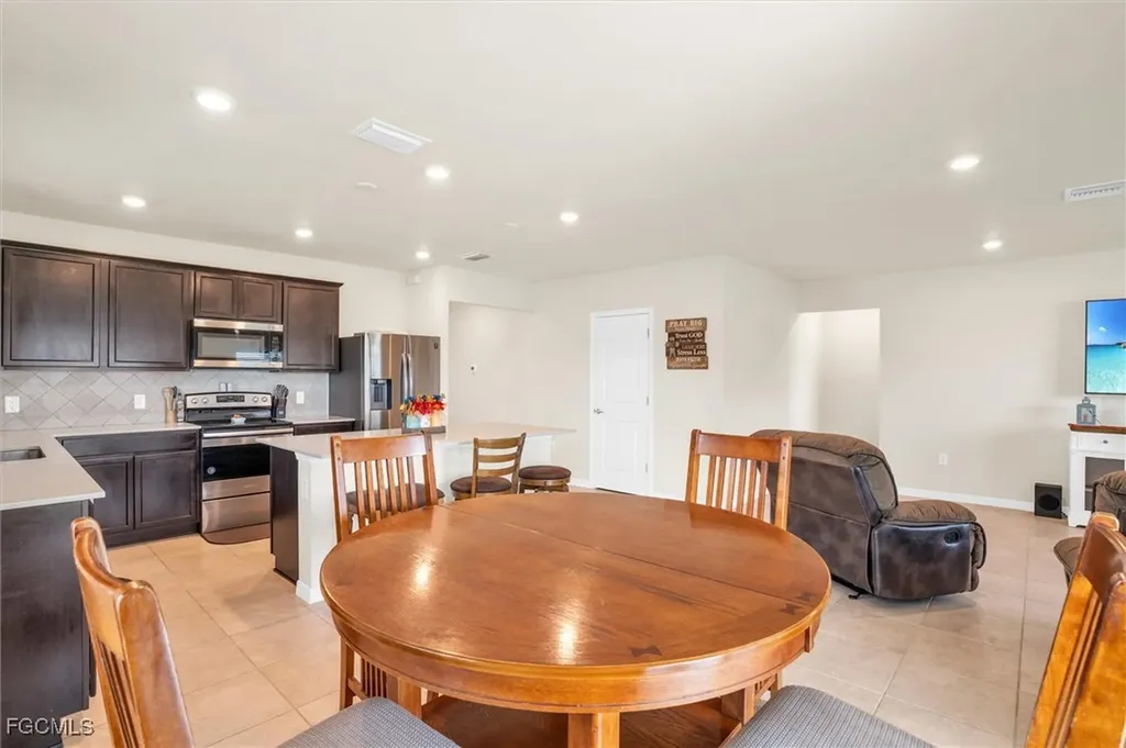 10852 Marlberry Way North Fort Myers FL 33917