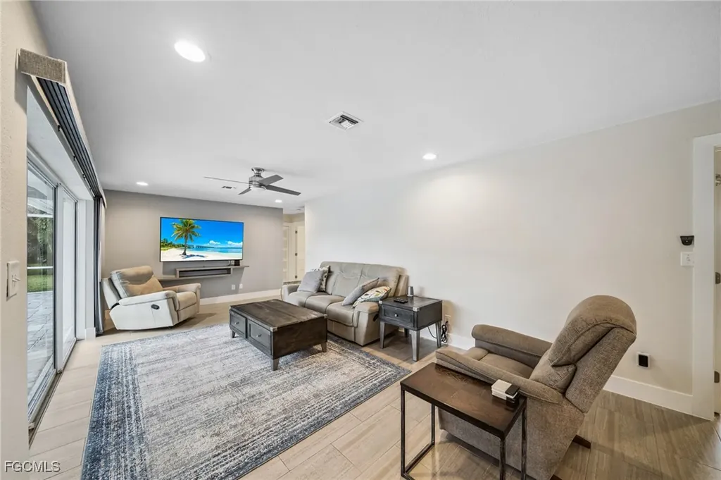 422 Coral Drive Cape Coral FL 33904