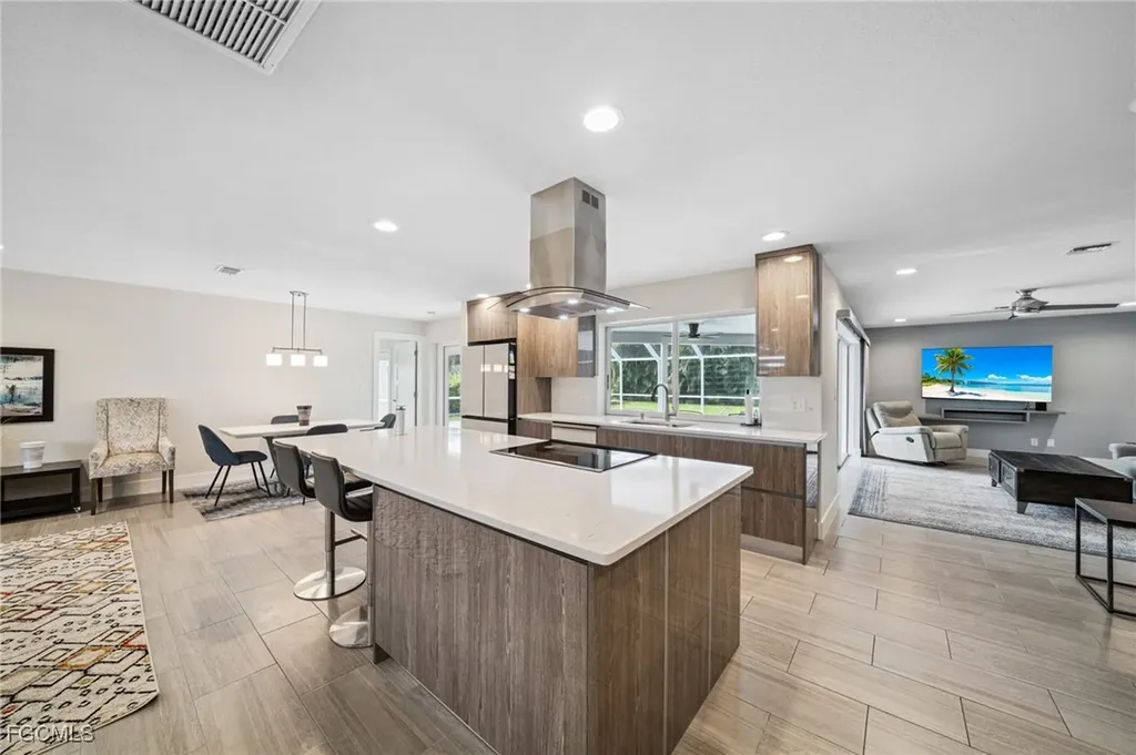 422 Coral Drive Cape Coral FL 33904