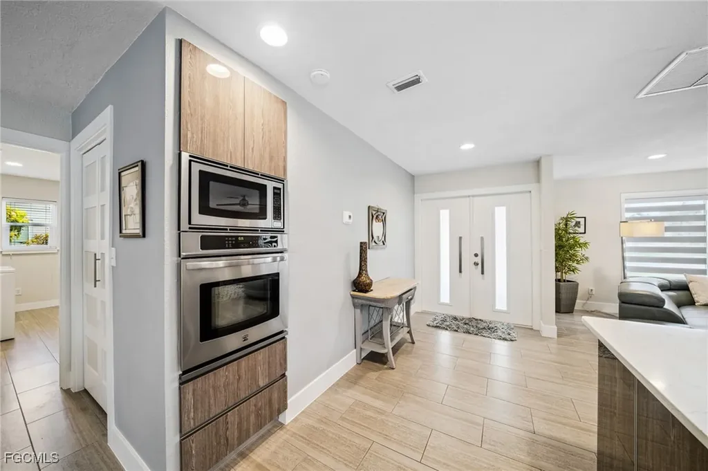 422 Coral Drive Cape Coral FL 33904