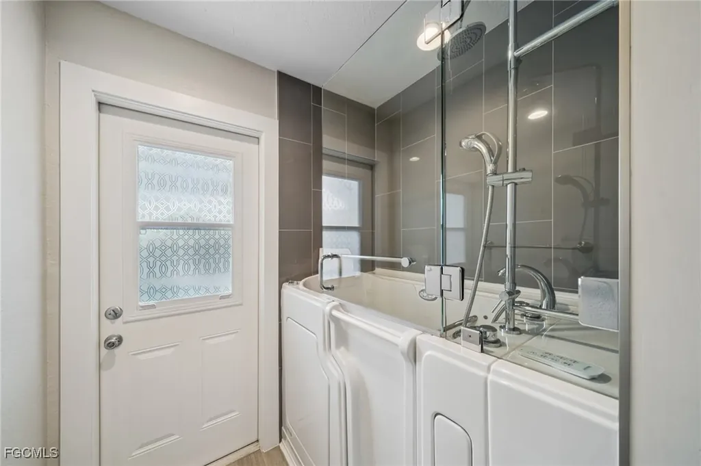 422 Coral Drive Cape Coral FL 33904