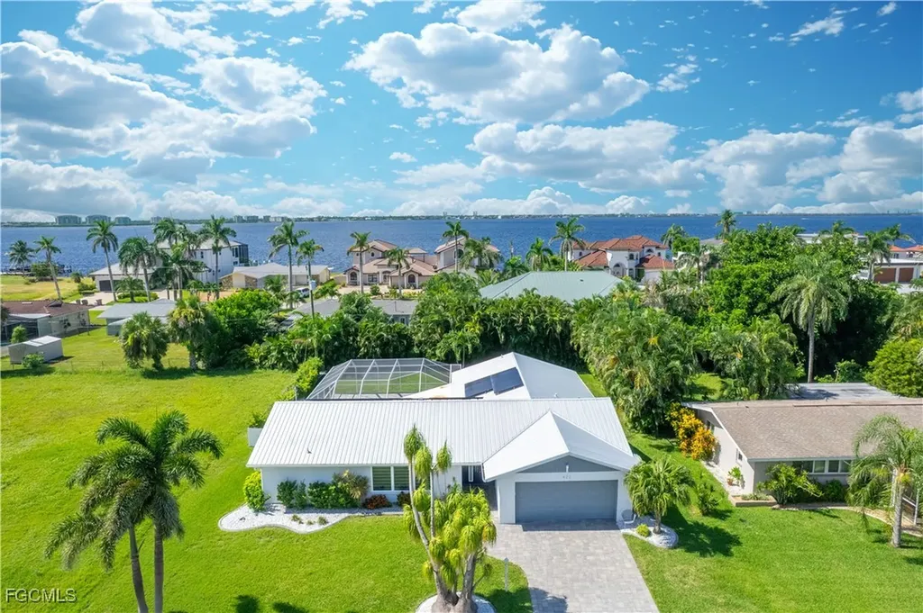 422 Coral Drive Cape Coral FL 33904