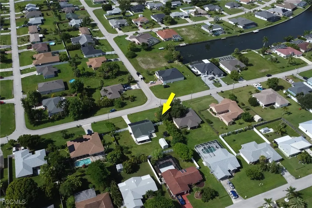 2303 NE 5th Street Cape Coral FL 33909