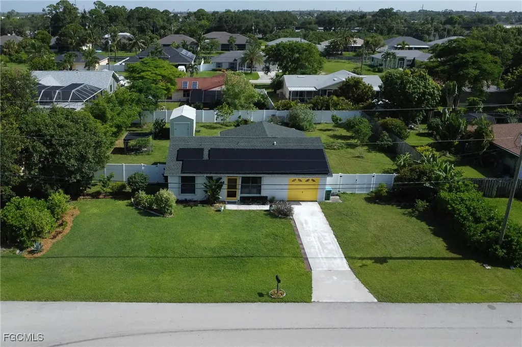 2303 NE 5th Street Cape Coral FL 33909