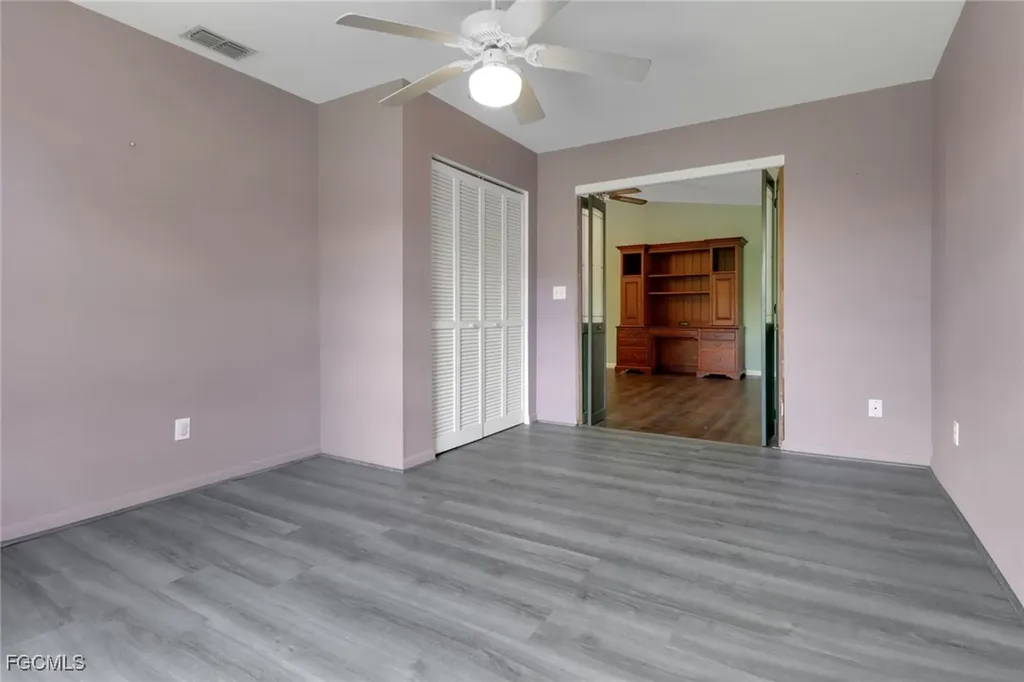 2303 NE 5th Street Cape Coral FL 33909