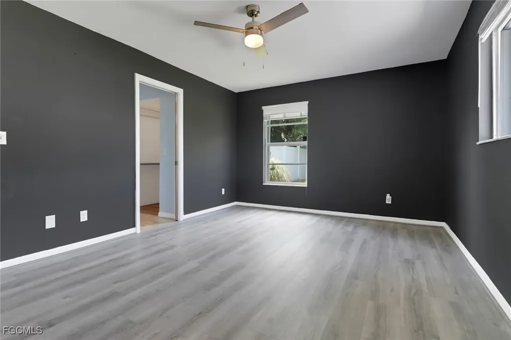 2303 NE 5th Street Cape Coral FL 33909