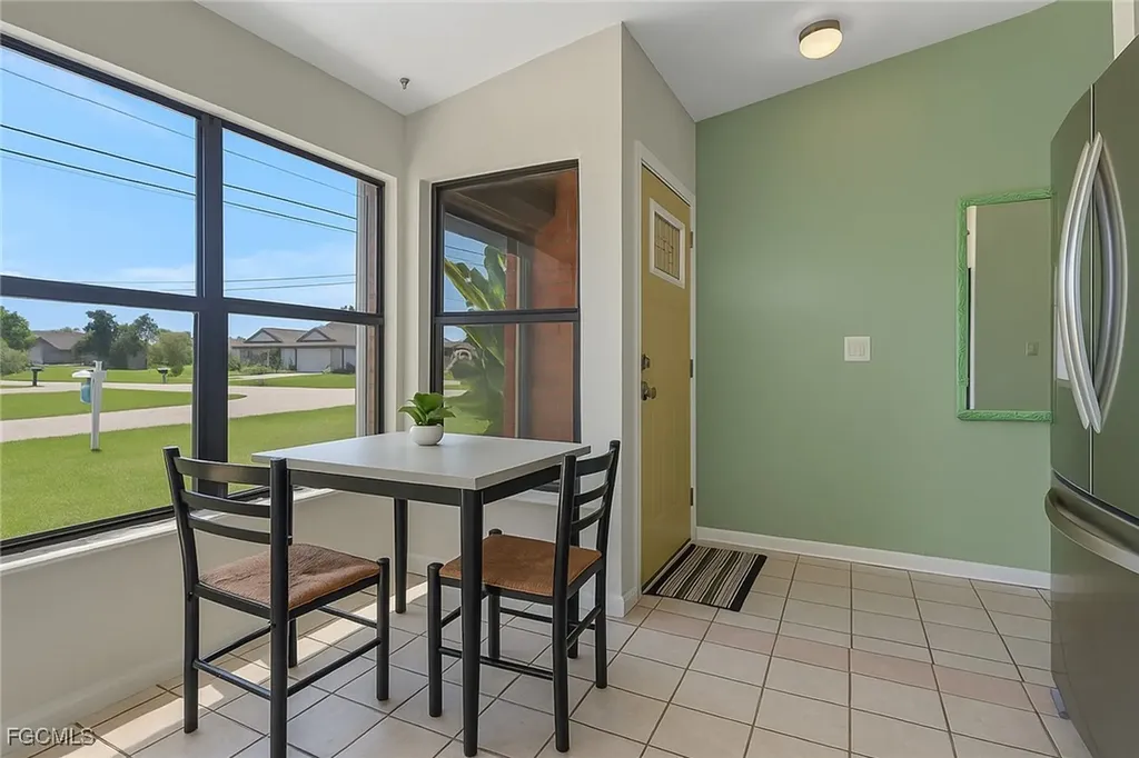 2303 NE 5th Street Cape Coral FL 33909