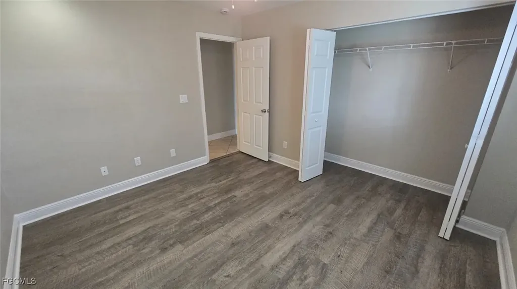 2202 SE 8th Place Cape Coral FL 33990