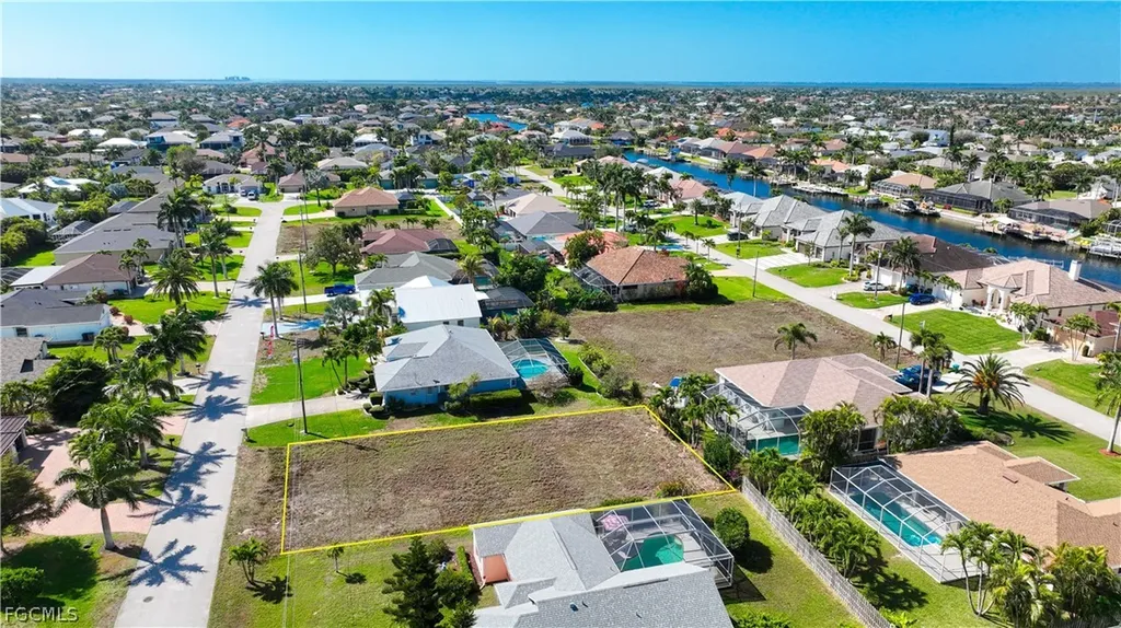 4512 SW 22nd Avenue Cape Coral FL 33914