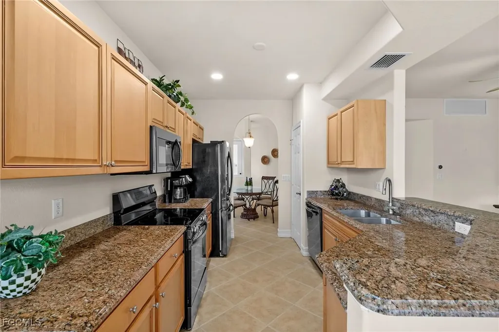 5626 Cape Harbour Drive Cape Coral FL 33914