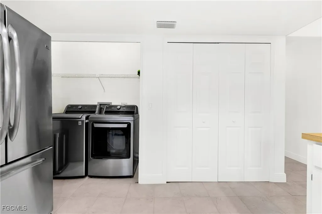 5282 Concord Way Fort Myers FL 33907