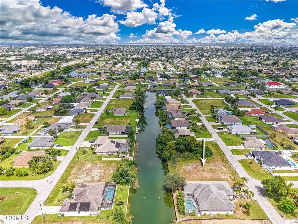 401 SE 14th Street Cape Coral FL 33990