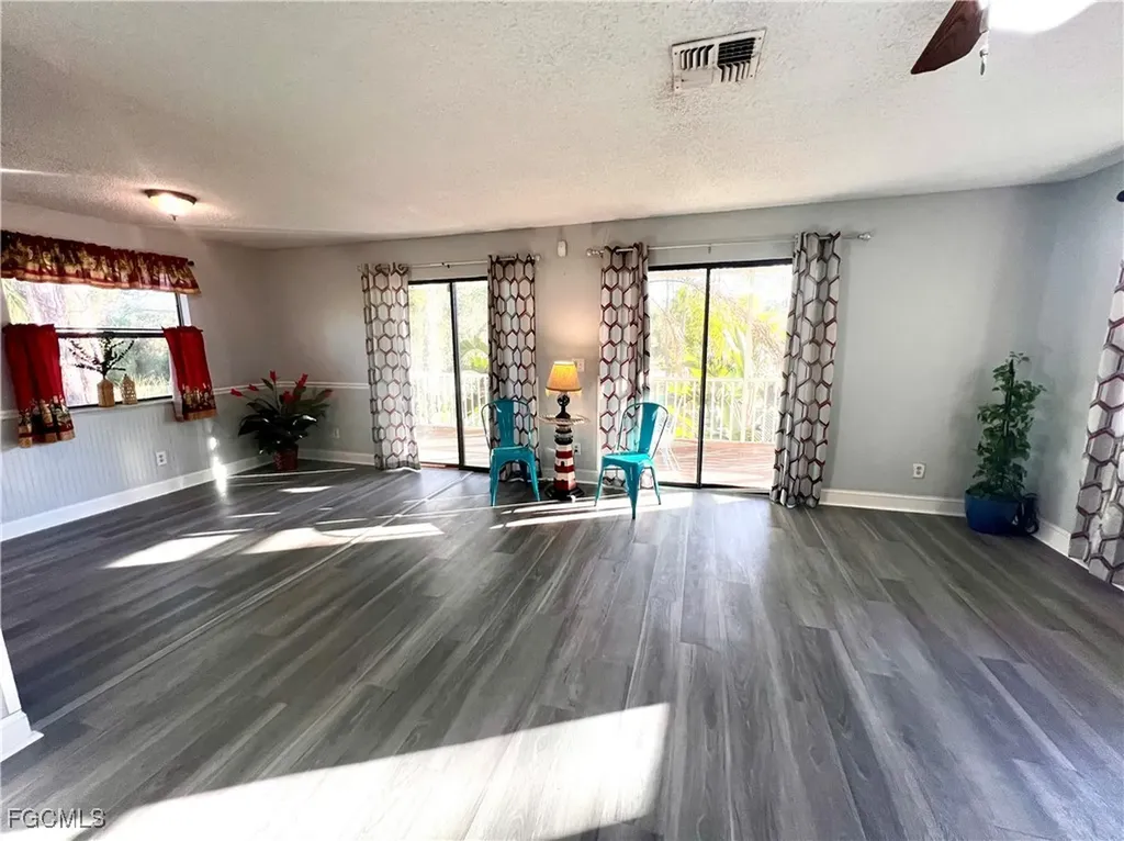 2002 Truman Avenue Alva FL 33920