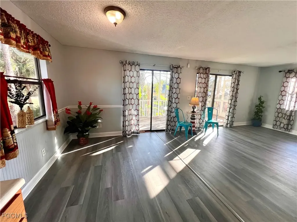 2002 Truman Avenue Alva FL 33920