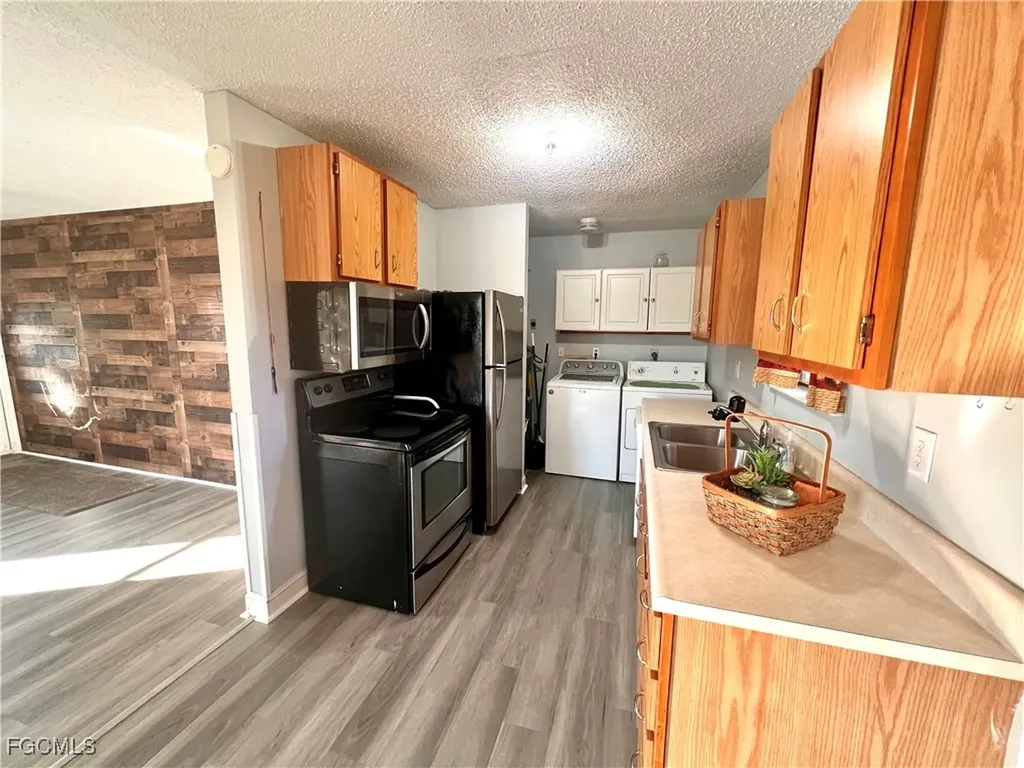 2002 Truman Avenue Alva FL 33920