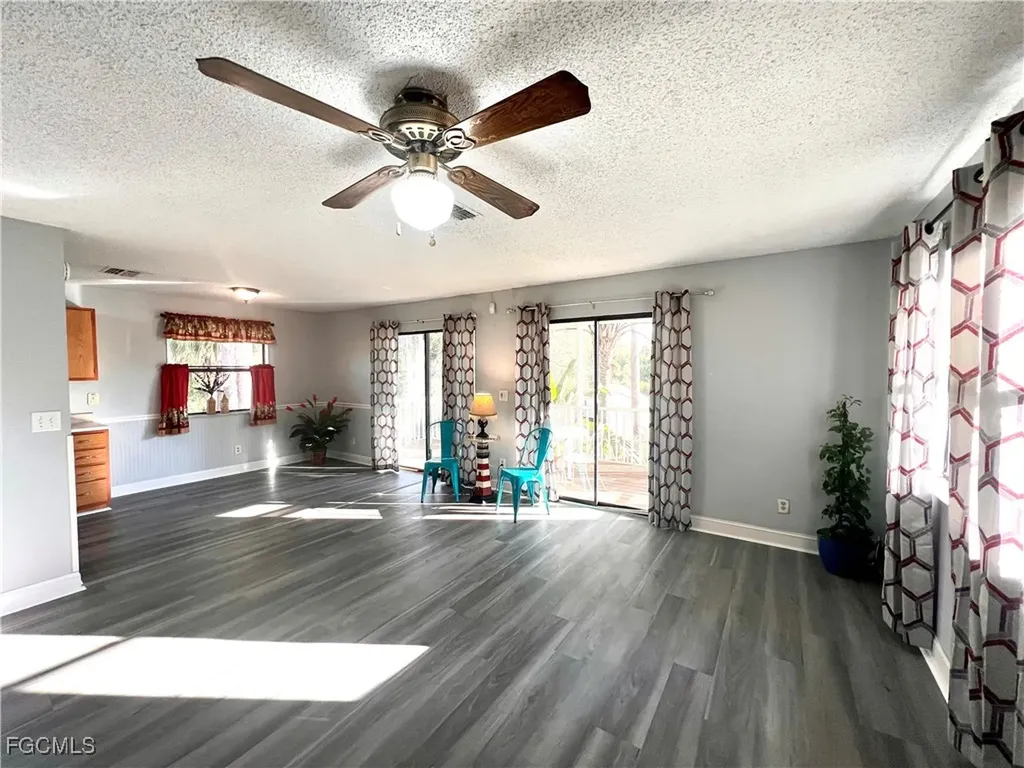 2002 Truman Avenue Alva FL 33920