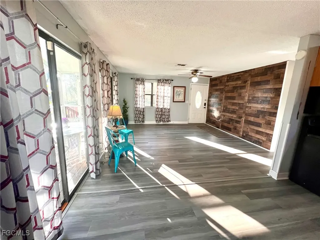 2002 Truman Avenue Alva FL 33920